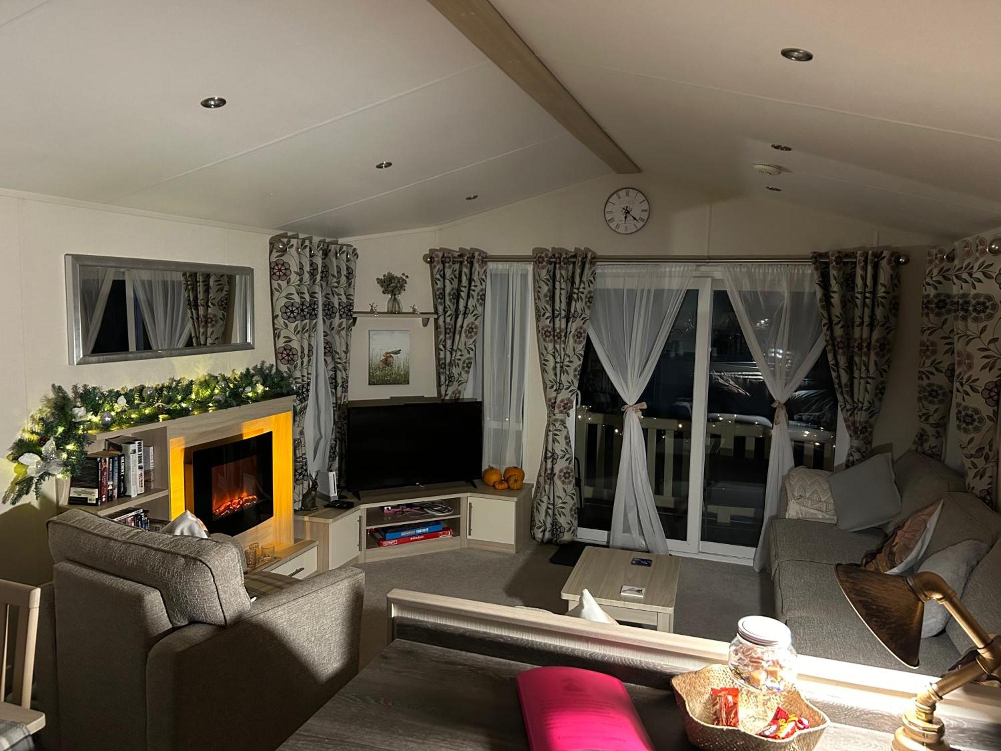 הוילה קינגסטון אפון הול Hares Haven Pet Friendly Sleeps 6 מראה חיצוני תמונה